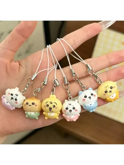 かわいい小さな樹脂製ペンダント、キュートなベビー服を着たうさぎハチワレ、携帯電話用ストラップ、ミニキーホルダー、小さなバッグチャーム、女の子や学生へのギフト