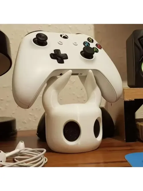 ゲーミングアクセサリー ユニバーサルゲームコントローラースタンド ホロウナイトテーマ PS4/PS5/Switch用クールなデスクトップディスプレイ