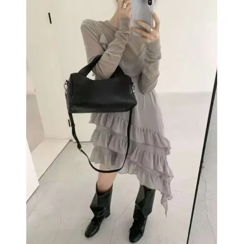 웨이브 엣지 플리츠 스트랩 드레스 우아한 이너 매치 레이어드 스트랩 드레스 폴리에스터 코튼 혼방 레귤러 두께 아우터웨어