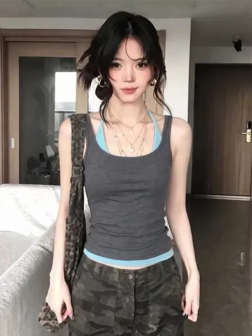 플러스 사이즈 여성용 레트로 컬러 블록 탱크탑 여름 슬림핏 다용도 트렌디 이너웨어 캐주얼 스타일 중국 브랜드