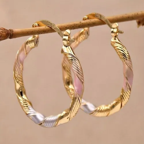 Oversized Retro Color-Block Earrings for Women: Unique, Fashionable Round Solid-Color Hoop Earrings with Painted Design