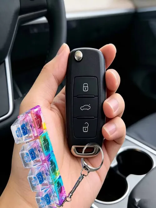 Luminous Keyboard Stress Relief Toy, Key Pendant, 4-in-1 Stress Relief Button Keychain, Stress-Relief Fingertip Clicker, Transparent Color, Car Key Pendant