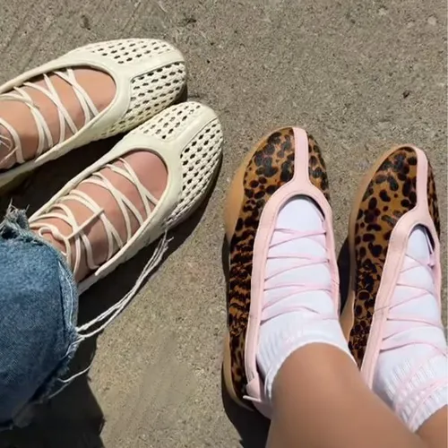New Designer Shoes Lace Up Soft Taekwondo Mei Ballet Flats Elegant Women Dance Ballerina Sneakers Stripes Leather Travel Daily Trainers 1161
