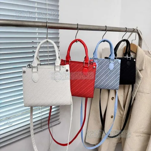 Niche Design Bag for Women 2025 New Trendy Fashion Versatile Handbag Commuter Shoulder Crossbody Bag H250806