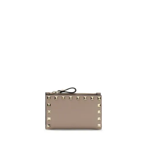 Valentino Garavani Rockstud Wallet — Beige
