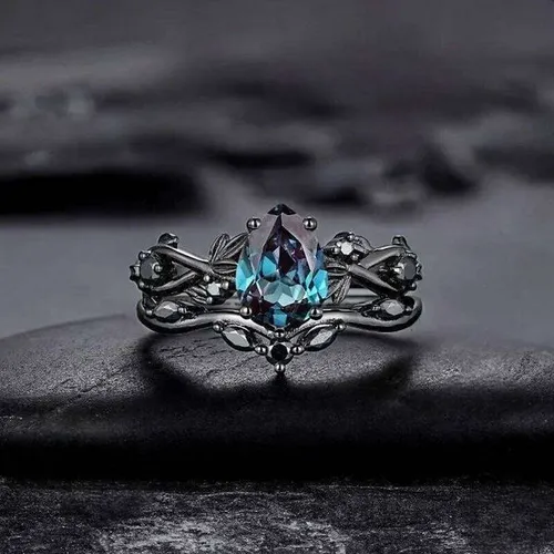 European and American fashion gun black inlaid sea blue zircon women's ring H260312