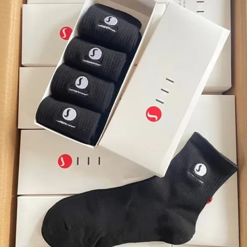socks 5 pairs men's socks, luxury women's high socks, embroidered socks, towel soles, classic mid-length casual long socks, cotton yoga socks, outdoor fashion socks