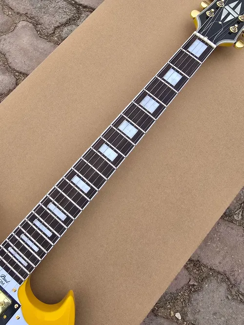 Electric Guitar Mahogany Body Rosewood Fretboard Yellow color from ship usa